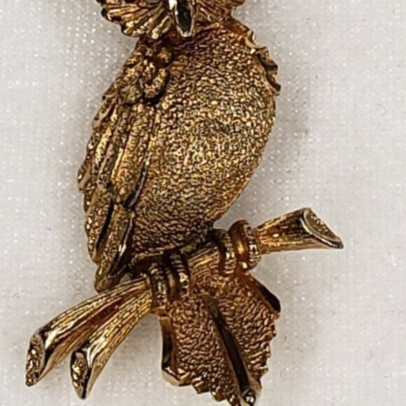 Vintage BSK Owl Brooch on Branch Gold Tone Red Glass Eyes - Picture 4 of 11